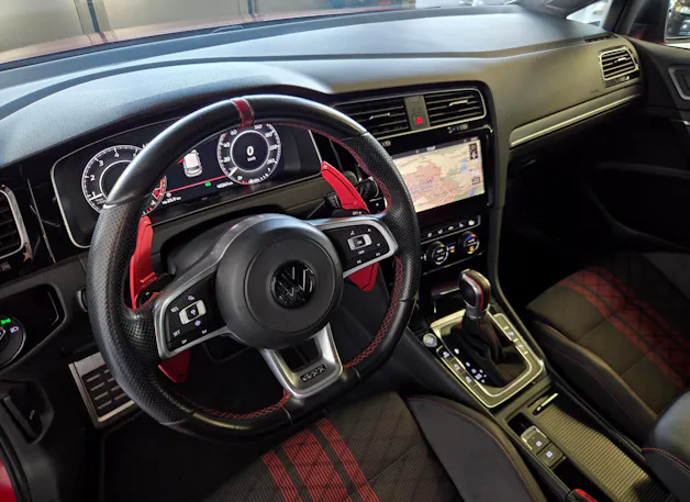 VW Golf VII 2.0 TSI GTI TCR DSG