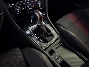 VW Golf VII 2.0 TSI GTI TCR DSG