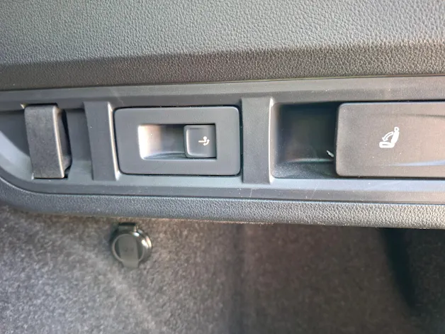 Škoda Octavia Combi 2.0 TDI DSG Ambition 4x4 *Anhängerkupplung 2t*