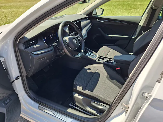 Škoda Octavia Combi 2.0 TDI DSG Ambition 4x4 *Anhängerkupplung 2t*