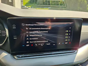 Škoda Octavia Combi 2.0 TDI DSG Ambition 4x4 *Anhängerkupplung 2t*