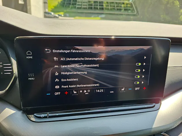 Škoda Octavia Combi 2.0 TDI DSG Ambition 4x4 *Anhängerkupplung 2t*