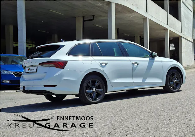 Škoda Octavia Combi 2.0 TDI DSG Ambition 4x4 *Anhängerkupplung 2t*