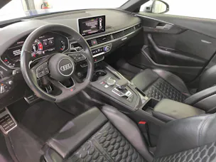 Audi RS4 Avant 2.9 V6 TFSI quattro T-Tronic
