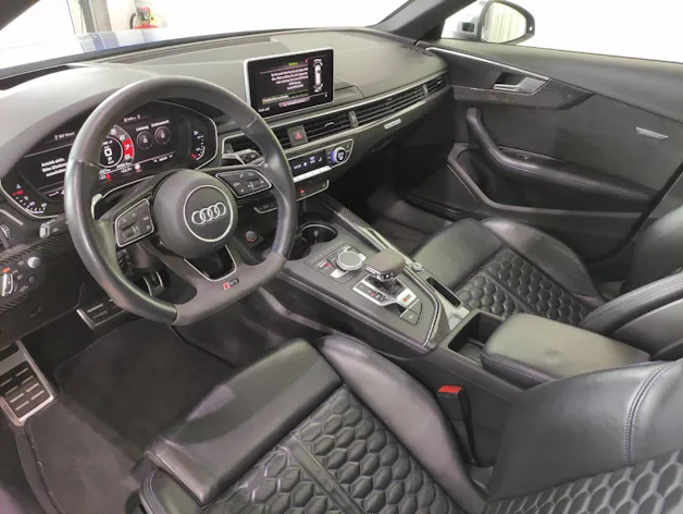 Audi RS4 Avant 2.9 V6 TFSI quattro T-Tronic