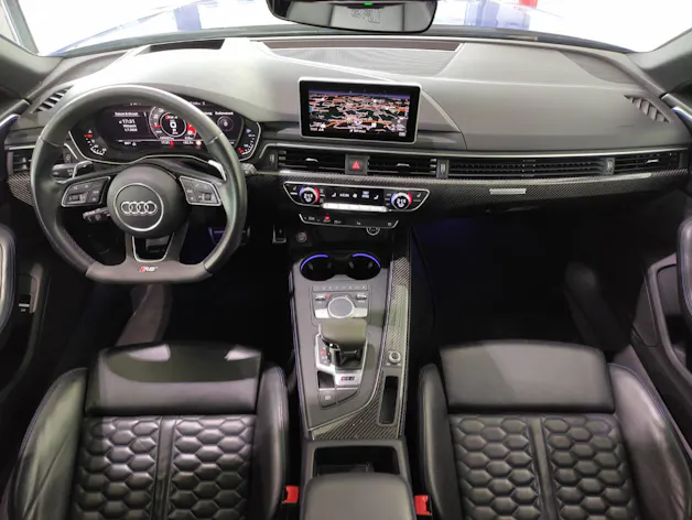 Audi RS4 Avant 2.9 V6 TFSI quattro T-Tronic