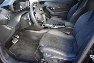 Peugeot 208 1.2 MHEV 145 GT