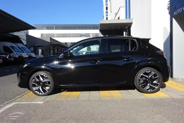 Peugeot 208 1.2 MHEV 145 GT