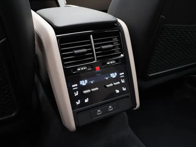 Porsche Cayenne Electric
