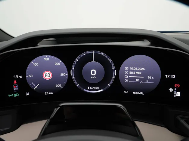 Porsche Cayenne Electric