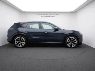Porsche Cayenne Electric