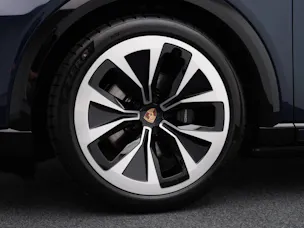 Porsche Cayenne Electric