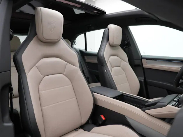 Porsche Cayenne Electric