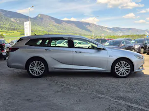 OPEL Insignia 2.0 BiDTI Sports Tourer Excellence 4WD Auto