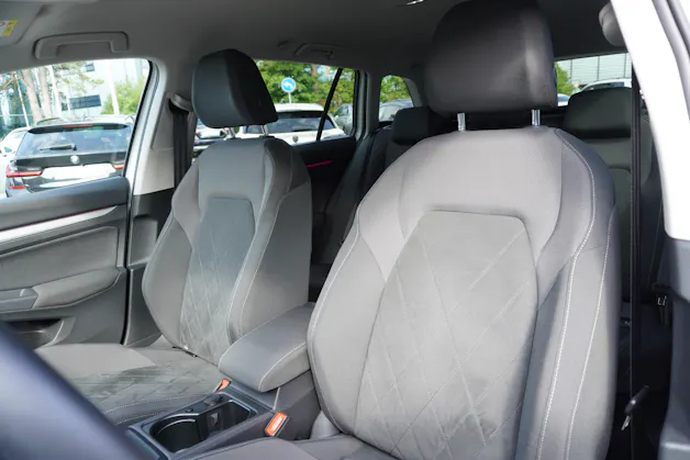 VW Golf Variant 2.0 TDI Life DSG 4Motion