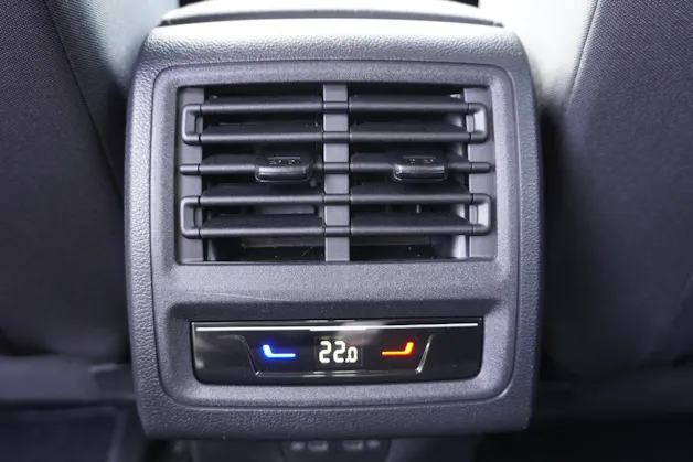 VW Golf Variant 2.0 TDI Life DSG 4Motion