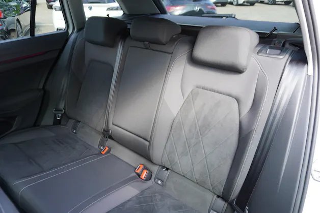 VW Golf Variant 2.0 TDI Life DSG 4Motion