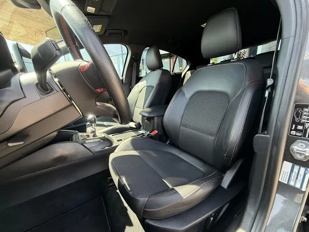 Ford Focus 1.5 SCTi ST Line