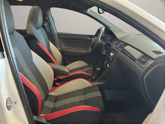 Škoda Rapid Spaceback 1.2 TSI Monte Carlo DSG