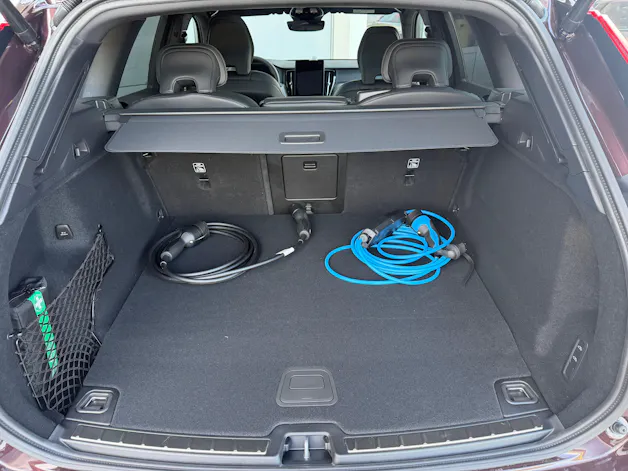 Volvo XC60 T8 eAWD Ultra Dark Geartronic