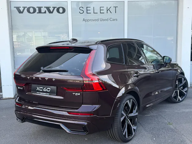 Volvo XC60 T8 eAWD Ultra Dark Geartronic