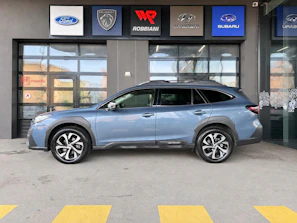 SUBARU OUTBACK 2
