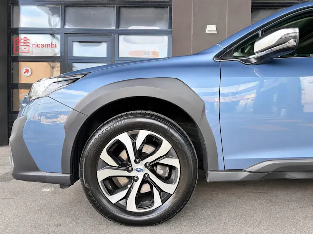 Subaru Outback 2.5i Luxury AWD Lineartronic