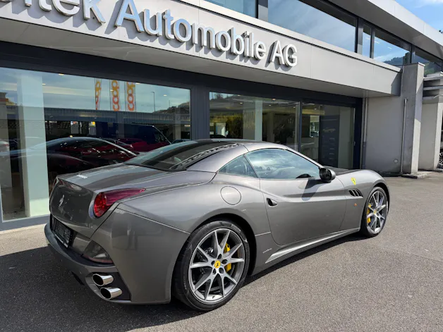 Ferrari California 4.3 V8