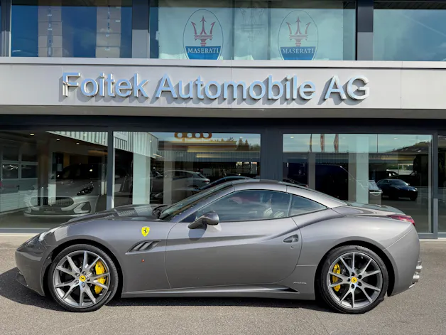 Ferrari California 4.3 V8