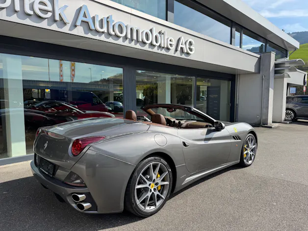 Ferrari California 4.3 V8