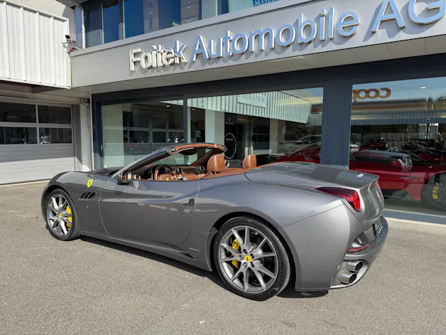 Ferrari California 4.3 V8