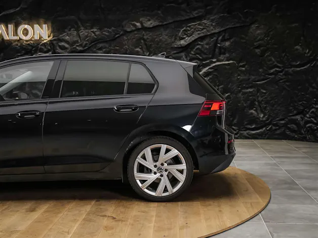 VW Golf 2.0 TDI Style DSG *Abstandsregler*Lenkradheizung*Sitzheizung*