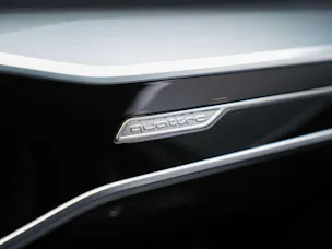 Audi S6 Avant 3.0 TDI quattro tiptronic *Tempomat*Sitzheizung* El. Sitze mit Memory*