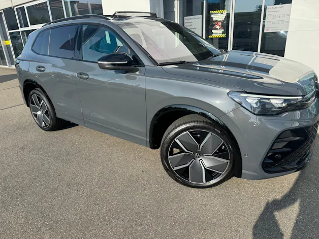 VW Tiguan 2.0 TSI DSG R-Line United 4Motion