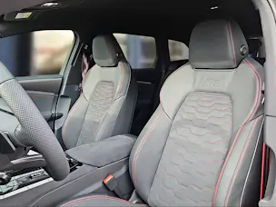 Audi S6 Avant e-tron quattro Mythosschwarz Metallic