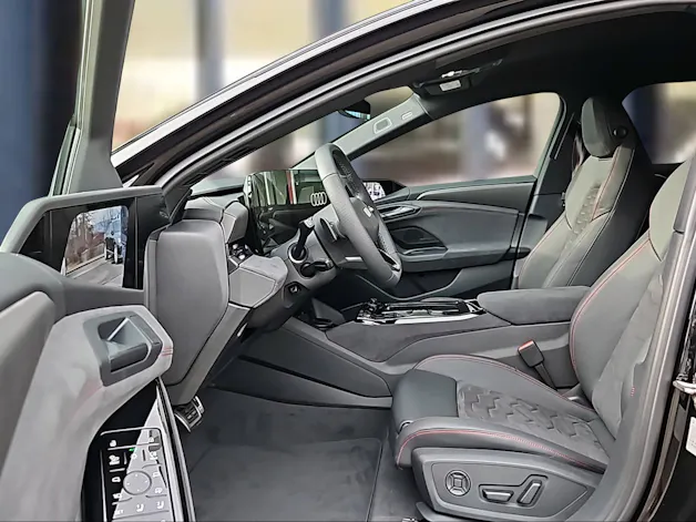 Audi S6 Avant e-tron quattro Mythosschwarz Metallic