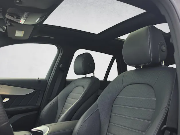 Mercedes-Benz GLC 300 AMG Line 4Matic 9G-Tronic