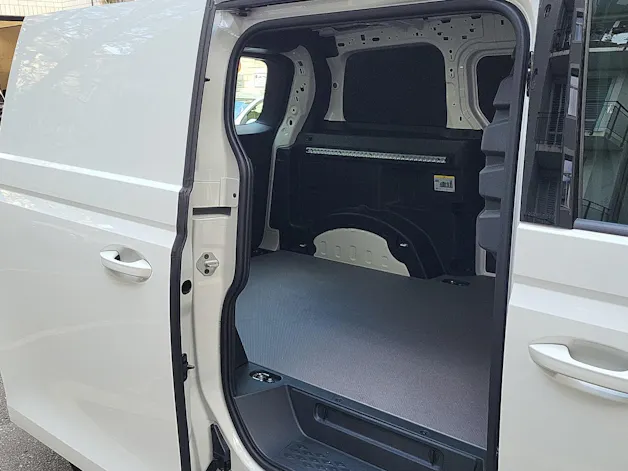 VW ID Buzz Cargo Pure