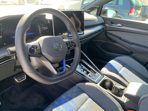 VW Golf 2.0 TSI R DSG 4 Motion