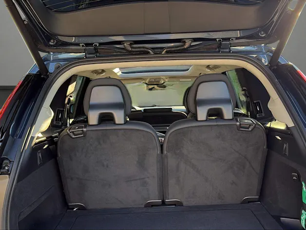 Volvo XC90 B5 Benzin Mild Hybrid AWD Ultra Bright Geartronic