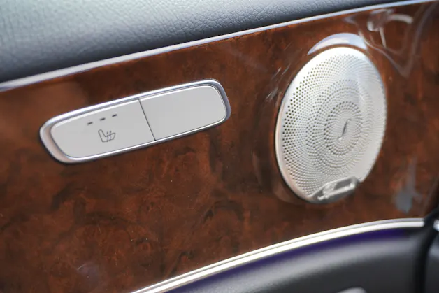 Mercedes-Benz E 300 Avantgarde 9G-Tronic