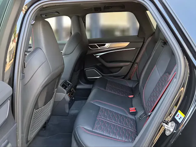 Audi RS6 Avant 4.0 TFSI V8 quattro Mythosschwarz Metallic
