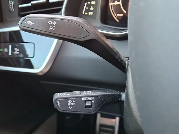 Audi RS6 Avant 4.0 TFSI V8 quattro Mythosschwarz Metallic