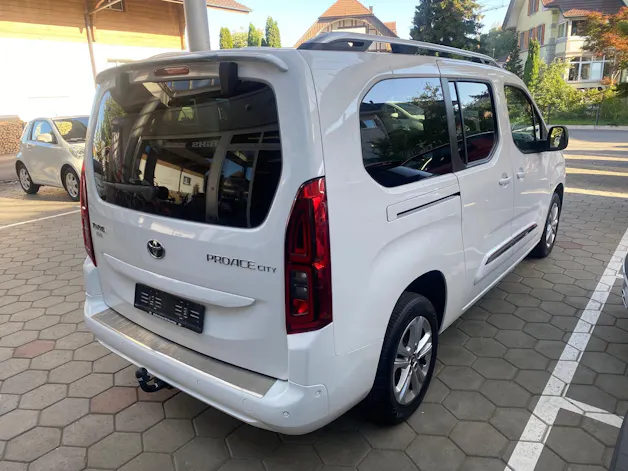 Toyota Proace City Verso 1.2 Trend Long Automatik