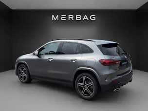 MERCEDES-BENZ GLA 250 4Matic 8G-DCT Swiss Star