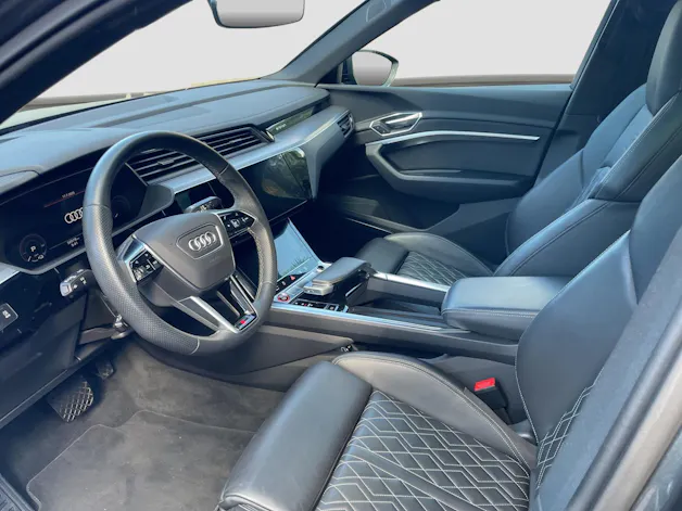 Audi e-tron S Sportback quattro