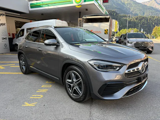 Mercedes-Benz GLA 250 AMG Line 4Matic