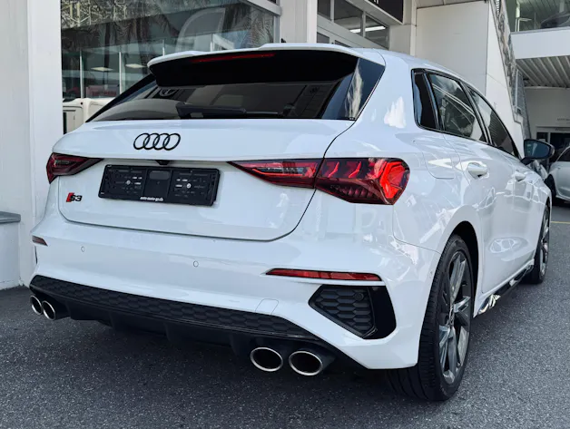 Audi S3 Sportback 2.0 TFSI quattro S-tronic
