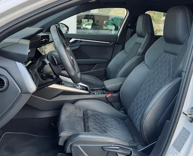 Audi S3 Sportback 2.0 TFSI quattro S-tronic