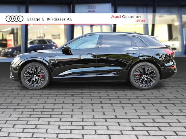 Audi Q8 50 e-tron Black Edition quattro Mythosschwarz Metallic